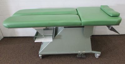 Used Tri-WG 647 Activator Hylo Table (Item# 1441)