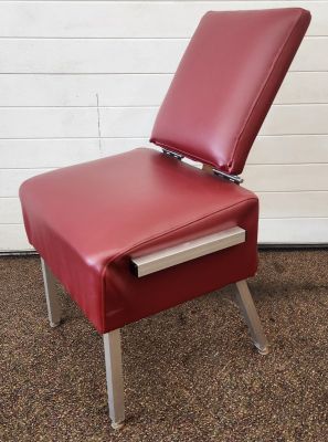 Used Gonstead Chair (Item# 2010